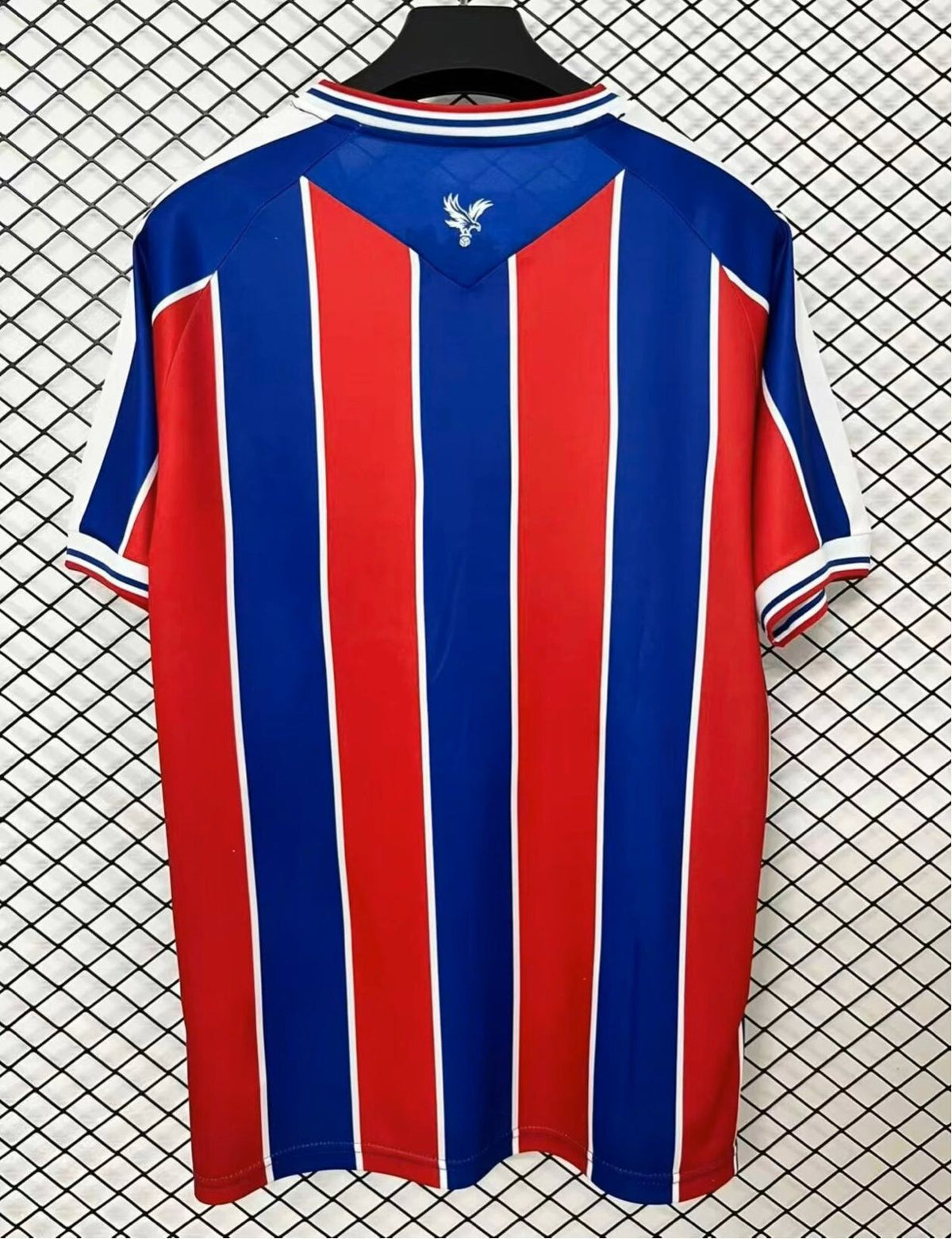 Camiseta de local del Crystal Palace 26/27