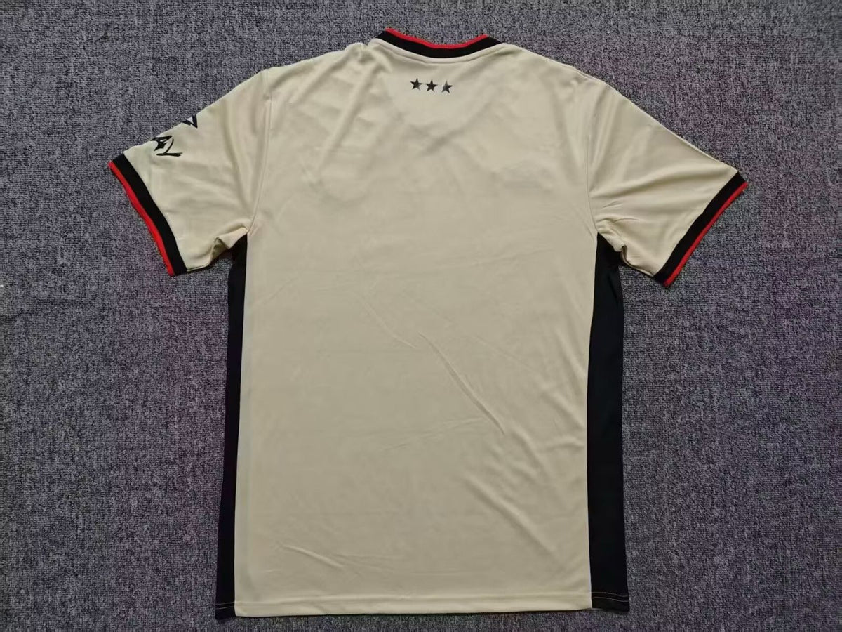Camiseta visitante del Ipswich Town 26/27
