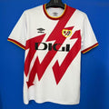 Camiseta de local del Rayo Vallecano 26/27
