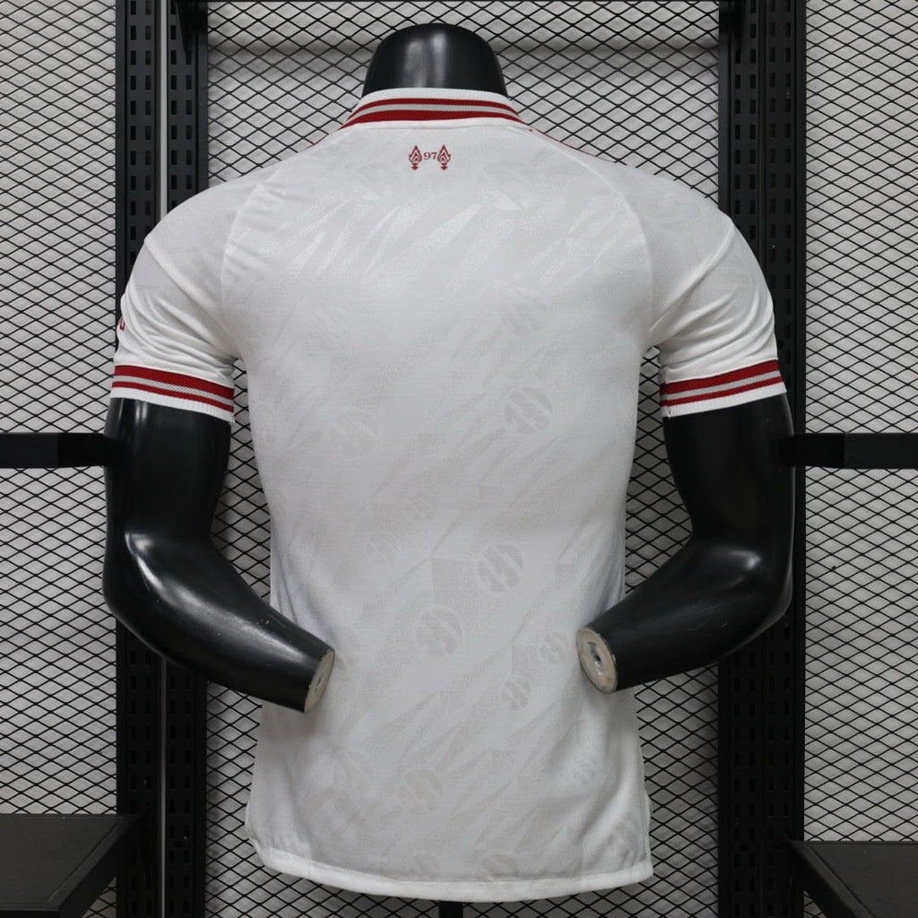 Camiseta de visitante del Liverpool 26/27