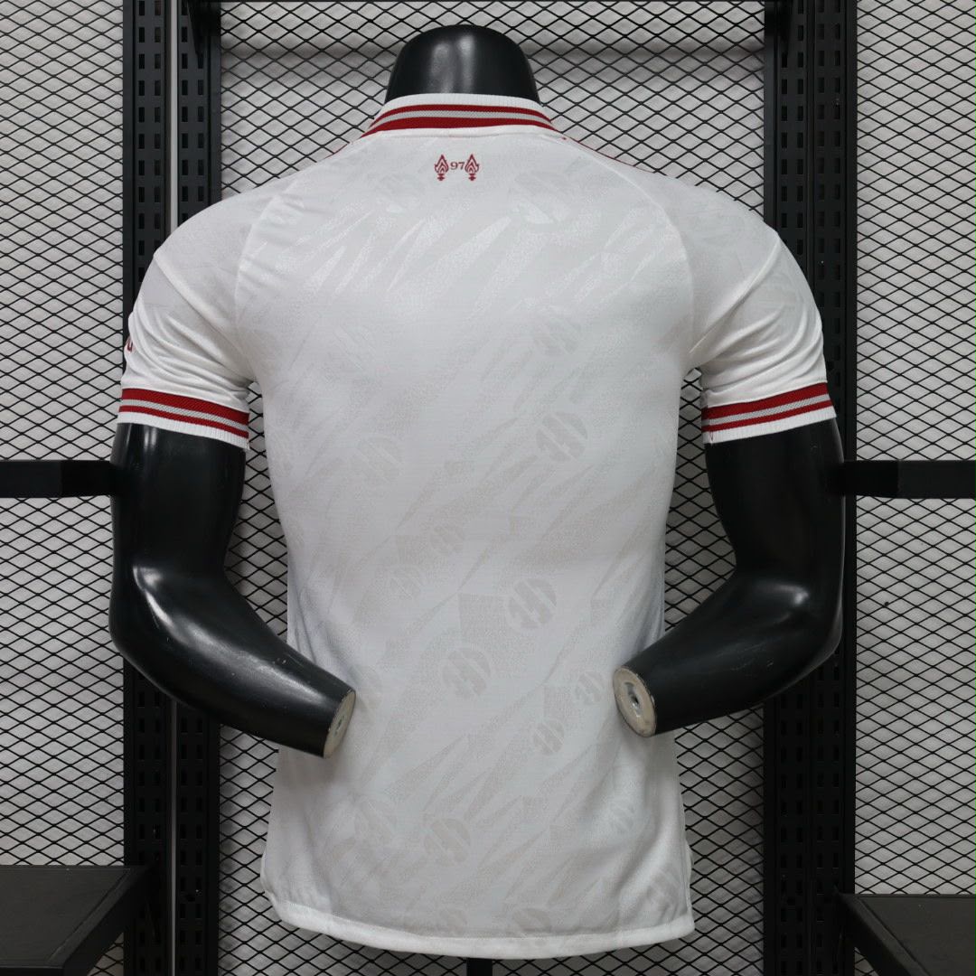 Camiseta de visitante del Liverpool 26/27
