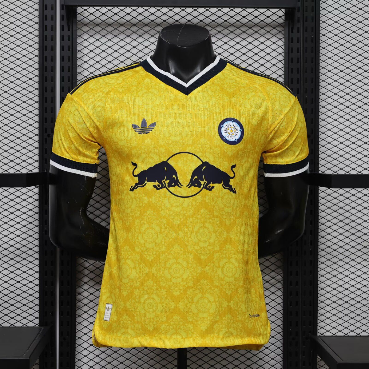 Camiseta de visitante del Leeds United 26/27